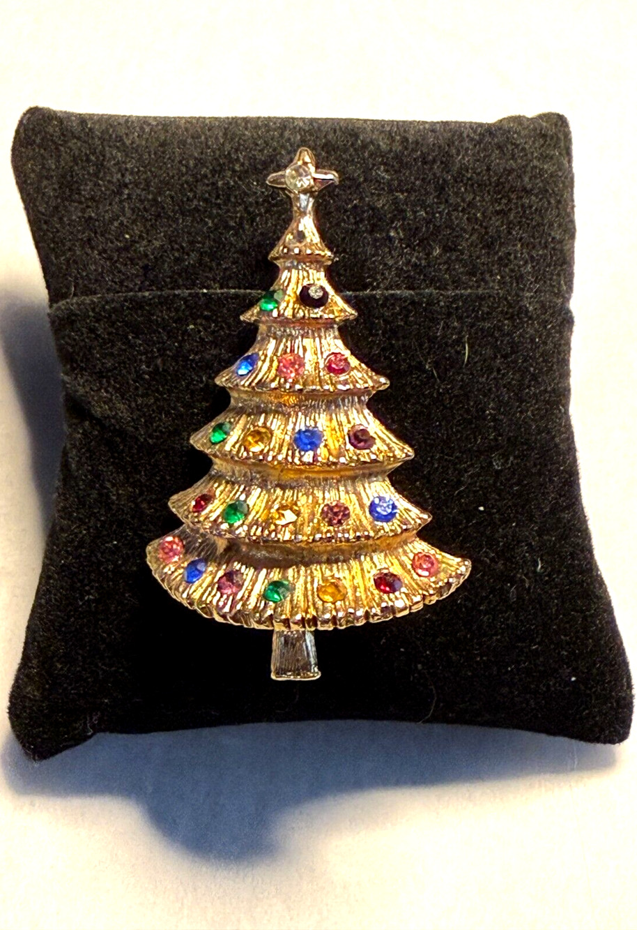 Vintage Gold Tone Christmas Tree Pin Multicolor Rhinestone Retro Brooch